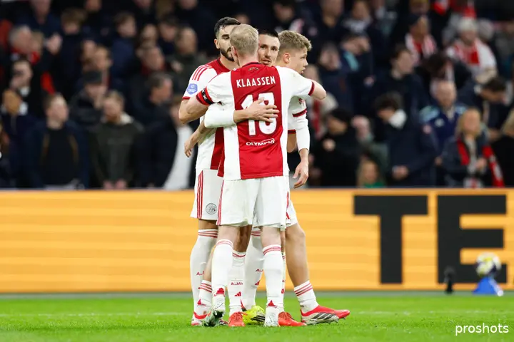 Ajax Showtime Klaassen en Berghuis