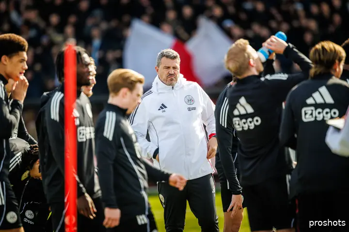 Ajax Showtime Oscar Garcia Training Ajax