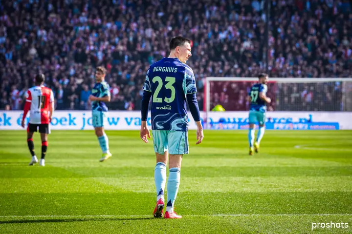 ajax showtime steven berghuis Feyenoord ajax 25/26