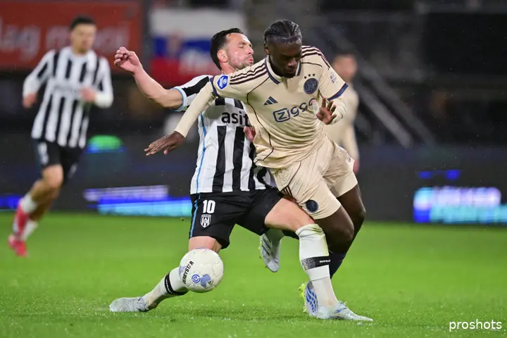 ajax showtime jorthy mokio Heracles ajax 25/26