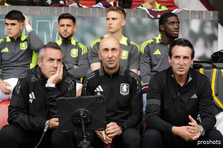 Ajax Showtime Pako Ayestaran Aston Villa