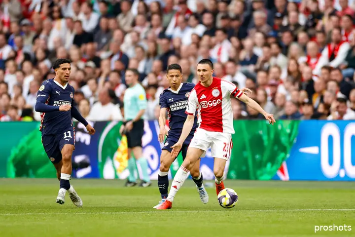 ajax showtime Steven berghuis ajax psv 25/26