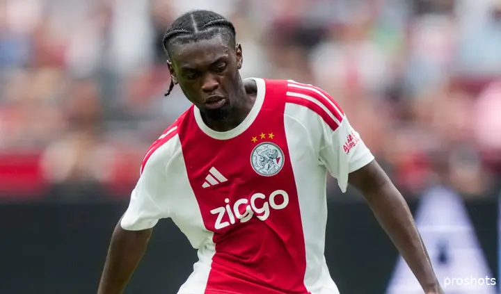 Ajax Showtime Jorthy Mokio Ajax Burnley