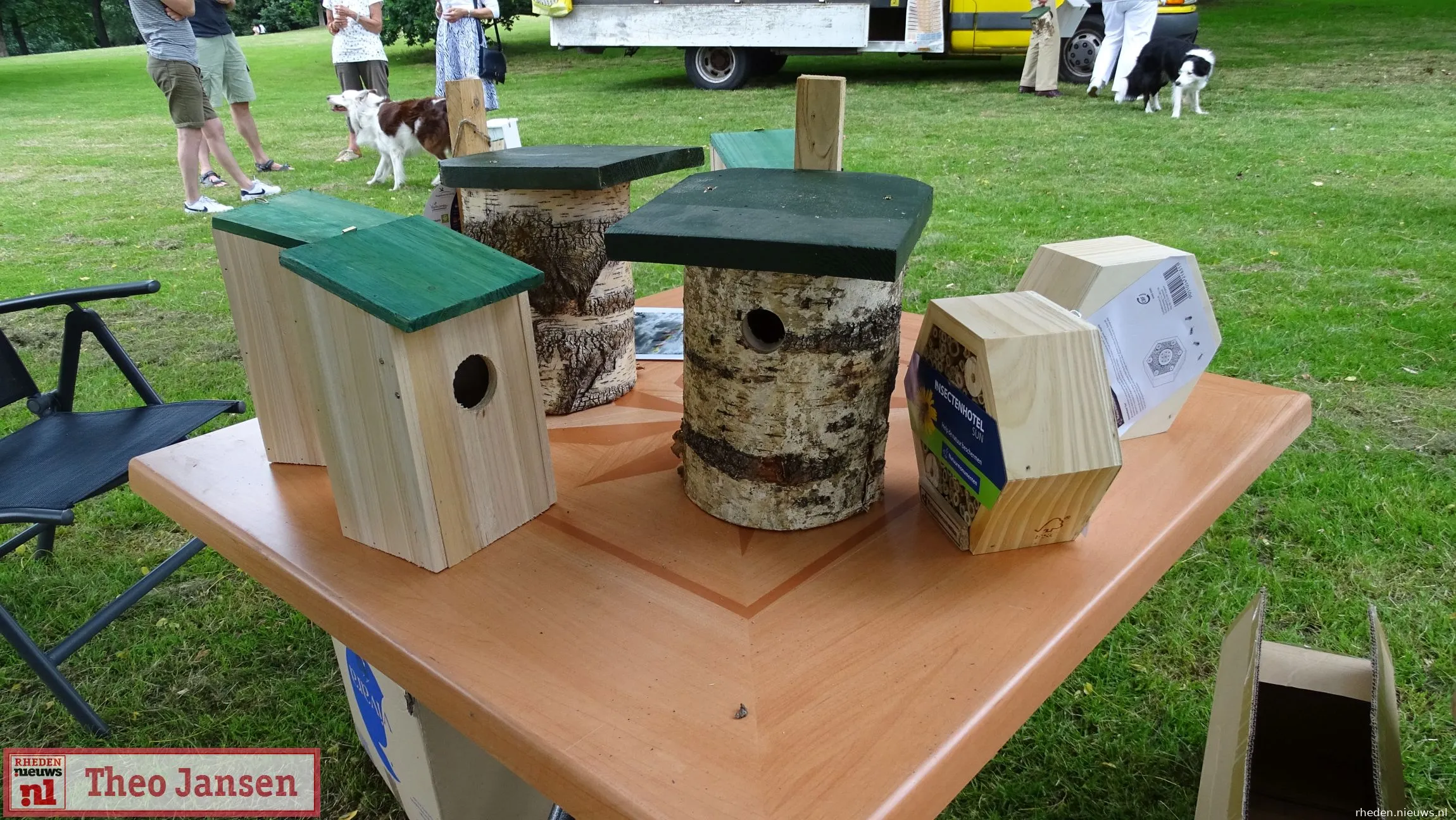 26 6 21 mezenkasten en insectenhotels zijn in trek in daalhuizen velp 1