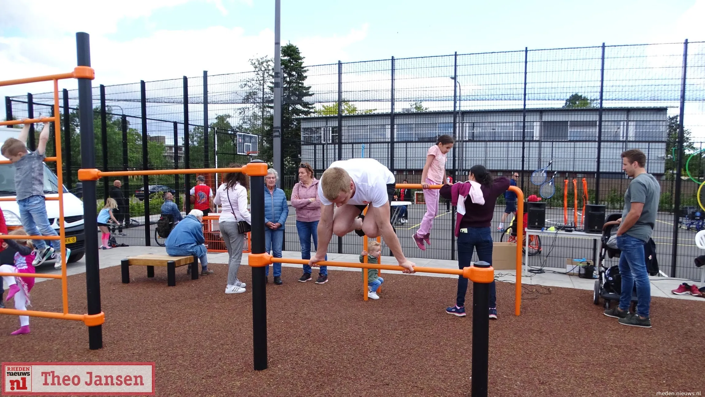 28 05 2022 afsluiting icoonproject biljoenbad met opening sportcourt velp 25