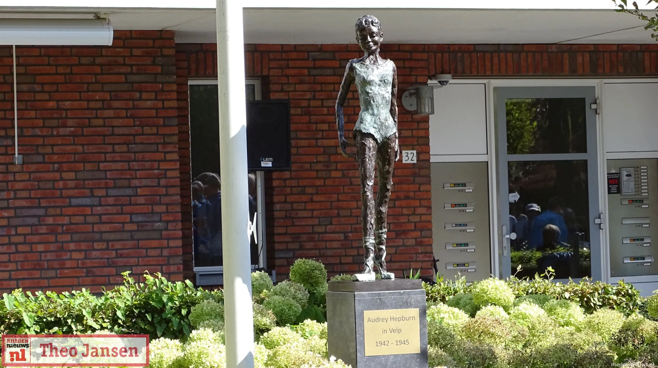 onthulling beeld audrey hepburn yvon van wordragen 14 09 2019 0