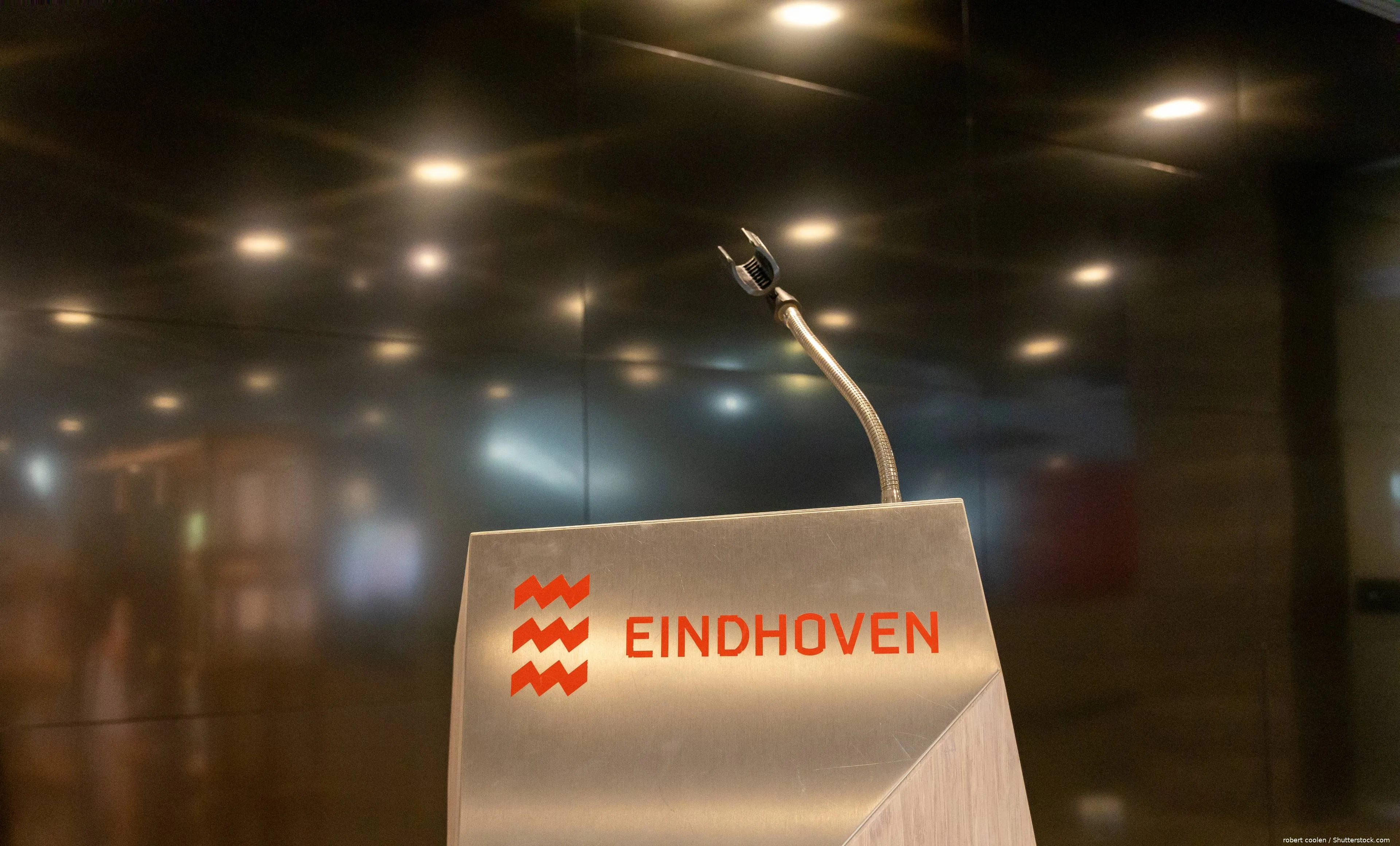 shutterstock_2061513188