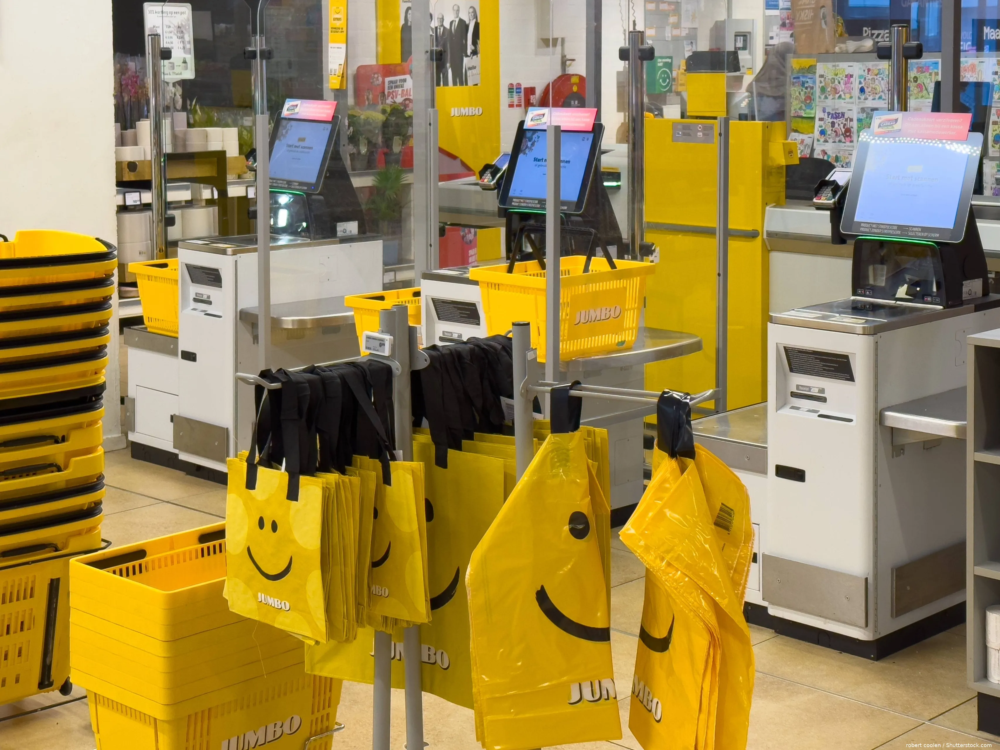 shutterstock_2281925775