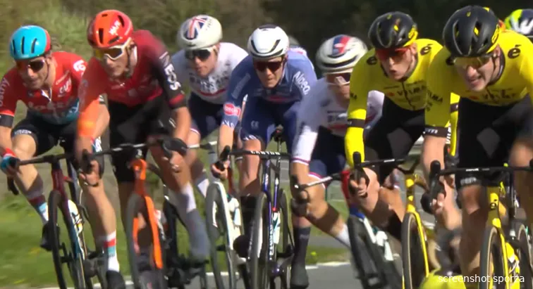 crash van aert