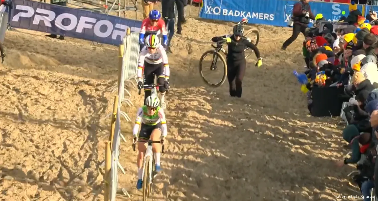 Behind Pieterse there was an exciting battle&nbsp;