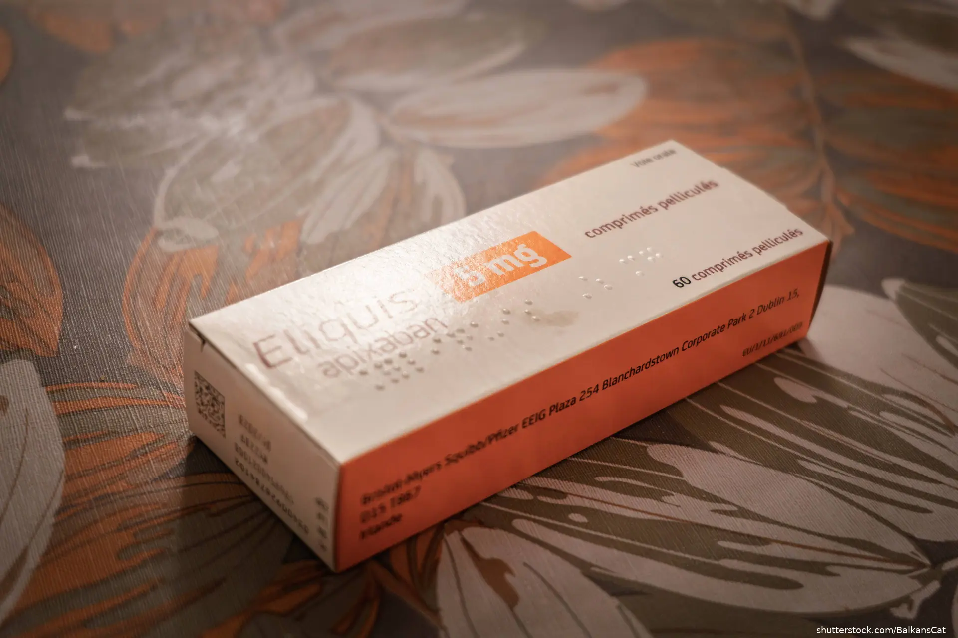 Box of Eliquis tablets