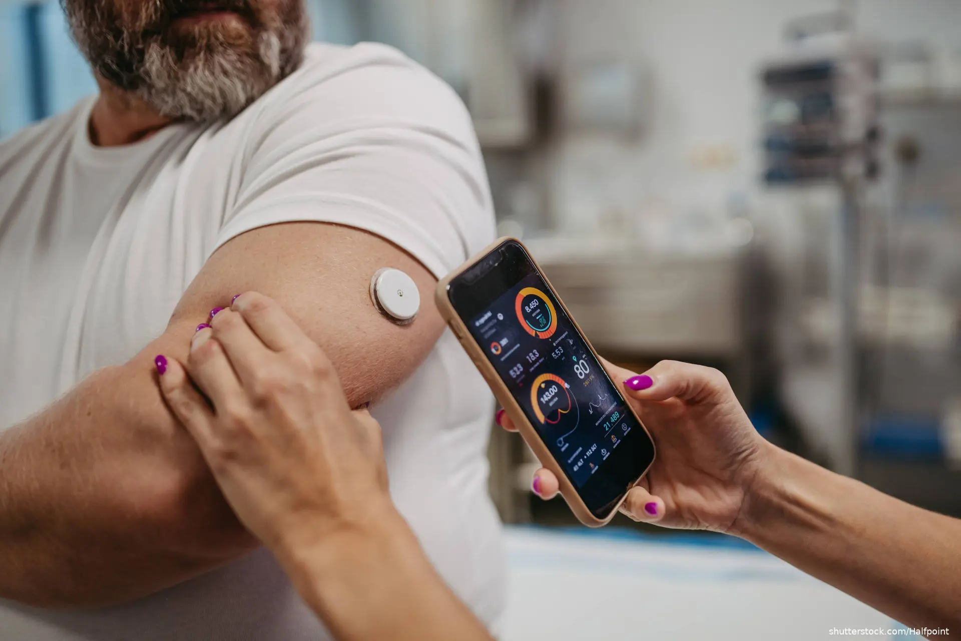 continuous glucose monitor and smartphone