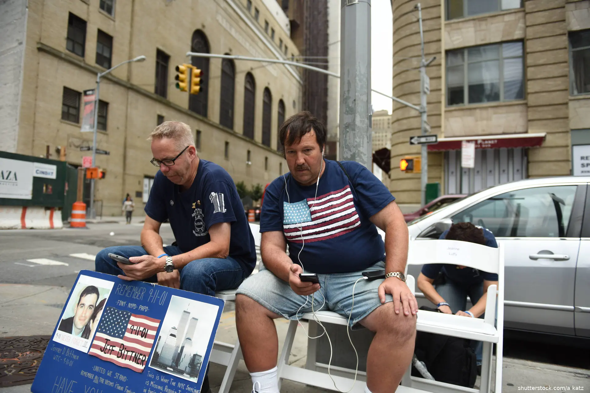 2 men mourning world trade center victim