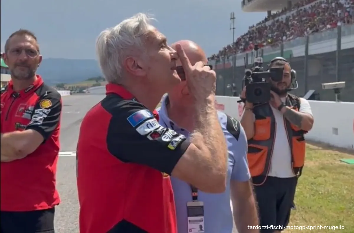 tardozzi fischi motogp sprint mugellopng