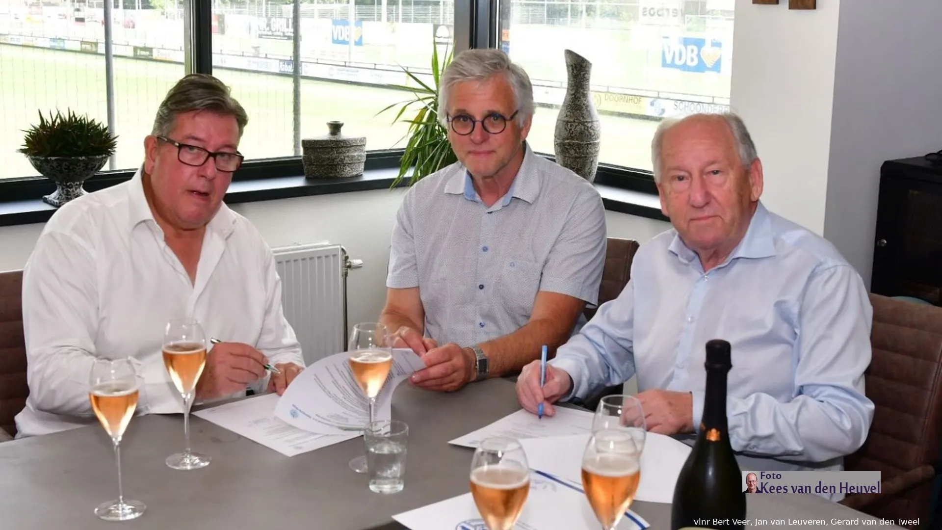 2021 06 18 veensche boys hoofdsponsor vdb gerard van den tweel 2 veer