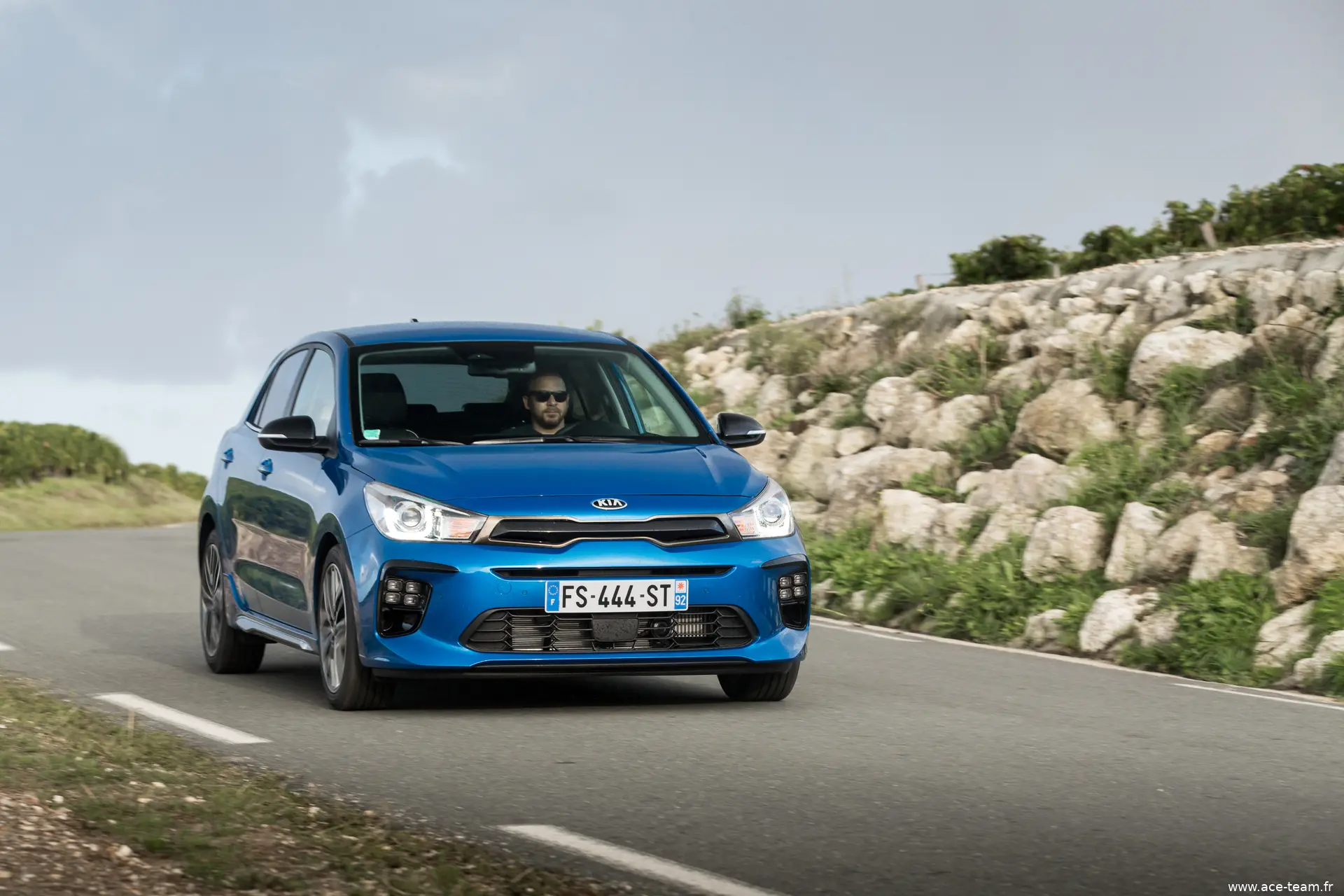 kia rio gt line 83