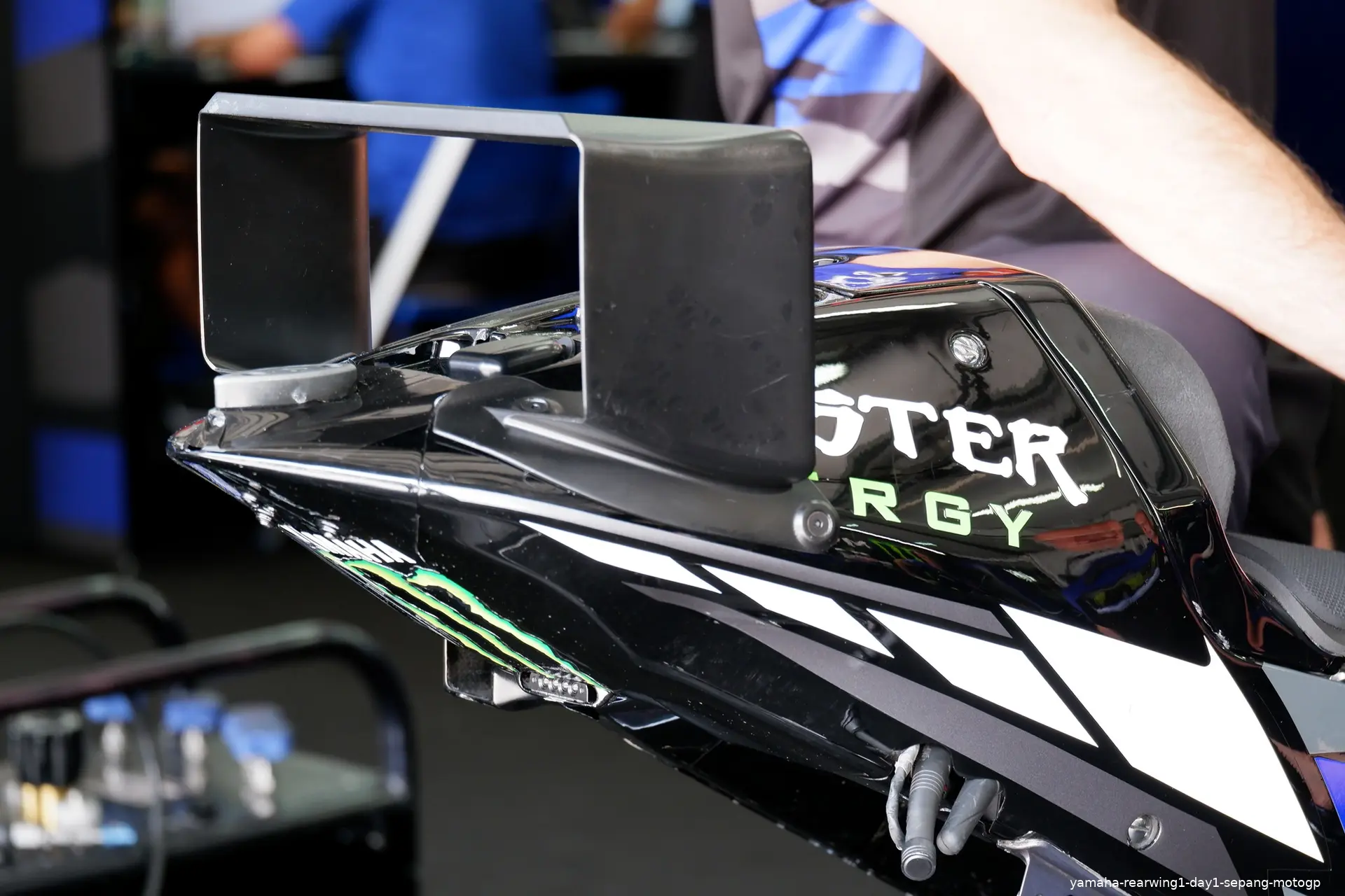 yamaha rearwing1 day1 sepang motogp