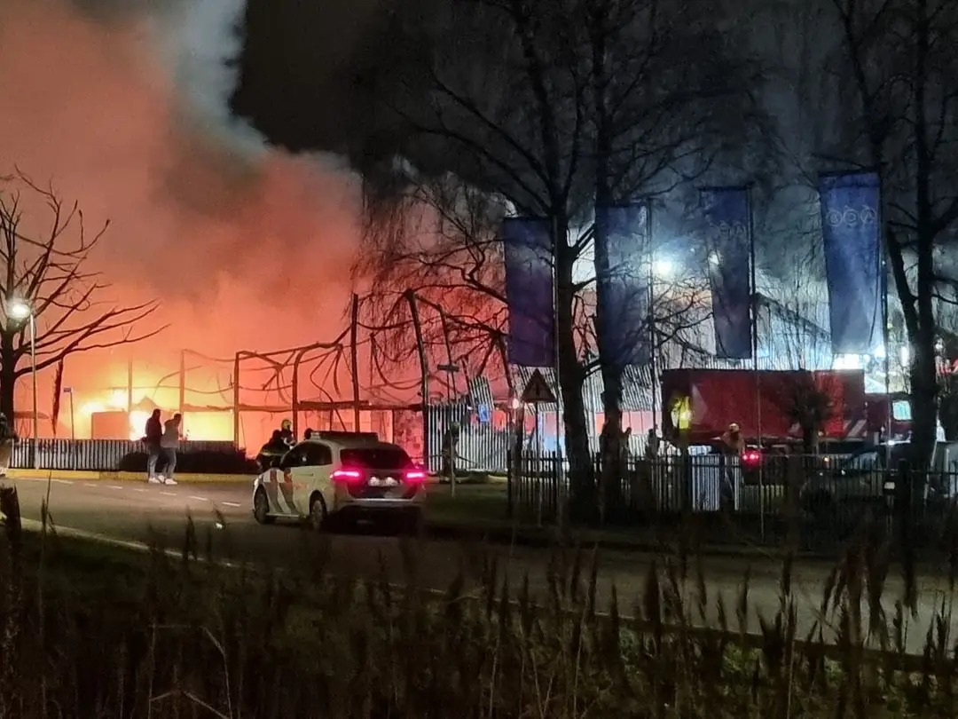 Zeer grote brand Waalwijk