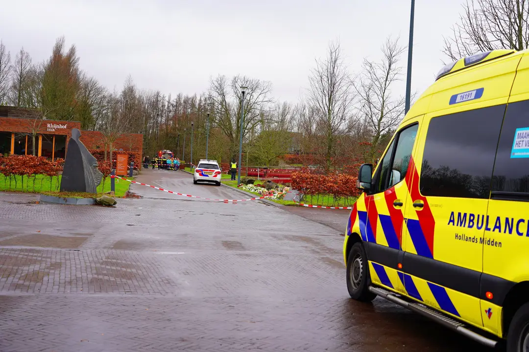Overleden persoon aangetroffen begraafplaats Leiden