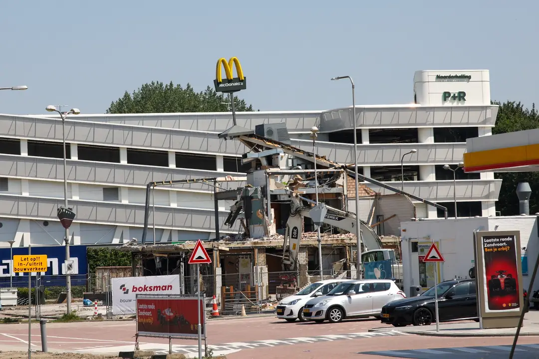 Mcdonalds afgebroken Rotterdam2
