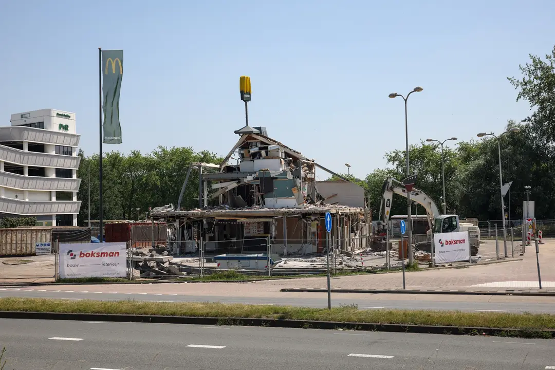 Mcdonalds afgebroken Rotterdam