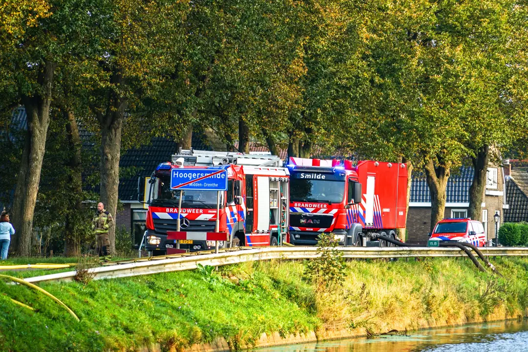 Lijnbus brandt uit hoogersmilde