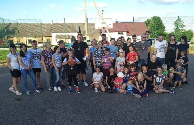 4 alytaus rajone yra 60 bendruomeniu organizaciojos stipreja i jas jungiasi visa daugiau gyventoju