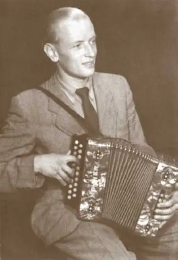 a ramanauskas vanagas su armonika