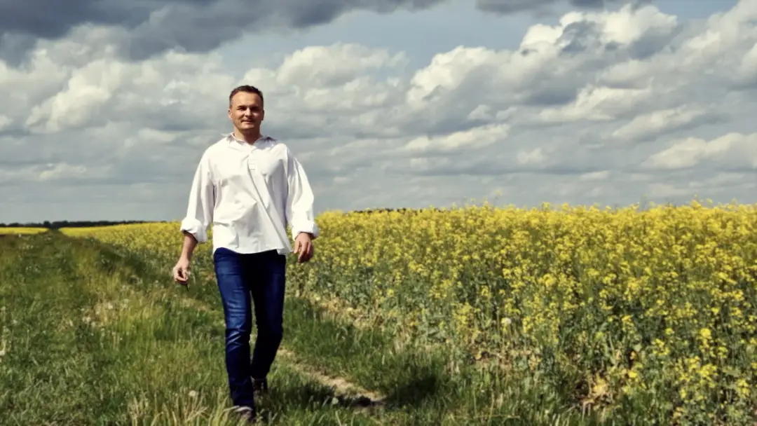 giedrius dadida 2 kadras is vaizdo klipo jpg