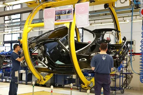 Montaggio Alfa Romeo 4C