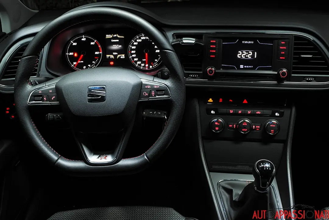 Interni Seat Leon FR 09