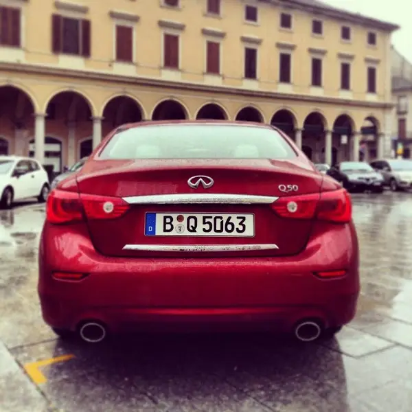 Infiniti Q50 diesel 600 2