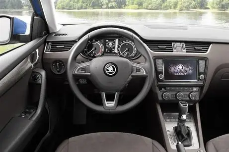 skoda octavia scout2