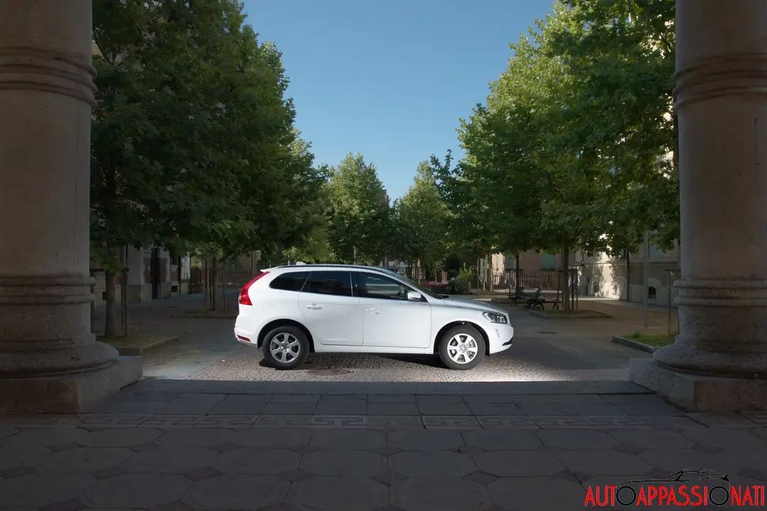 Volvo XC60 D4 003