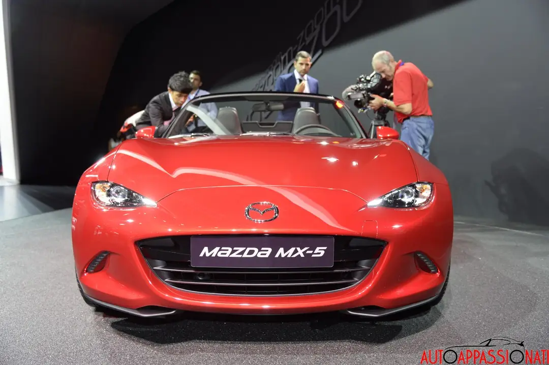 Mazda mx5 paris 002