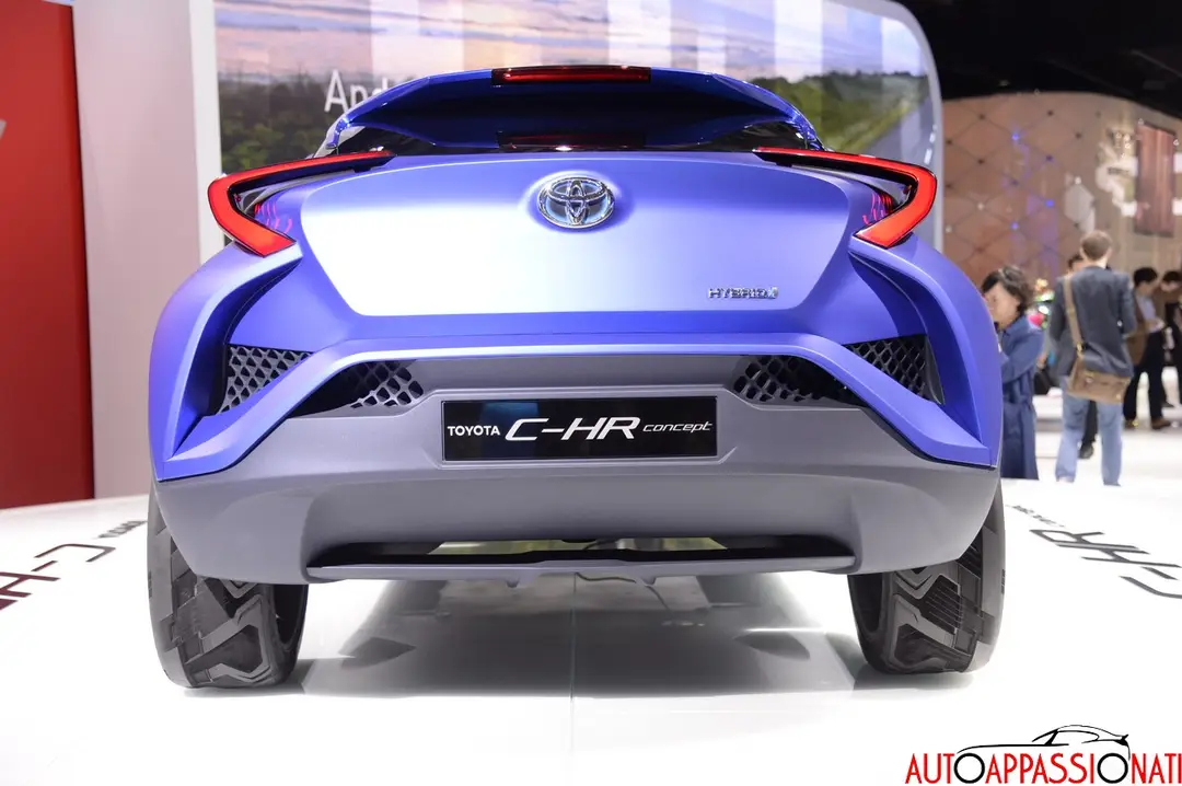 Toyota C-HR 003