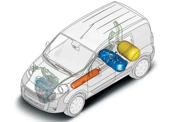 150402 Fiat Professional Fiorino-Natural-Power 02