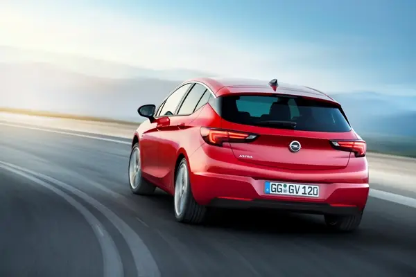 Opel-Astra-2