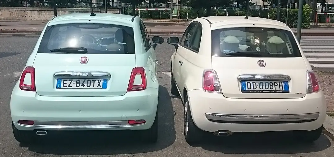 Nuova e Vecchia Fiat 500