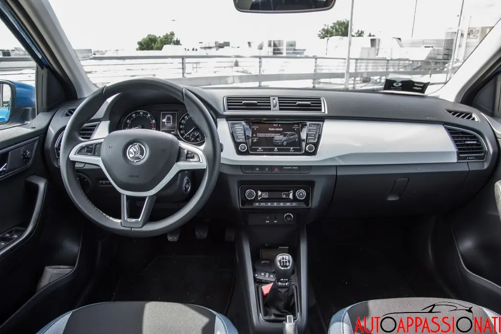 nuova skoda fabia interni