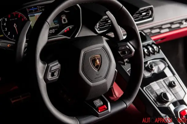 Lamborghini Huracan 2
