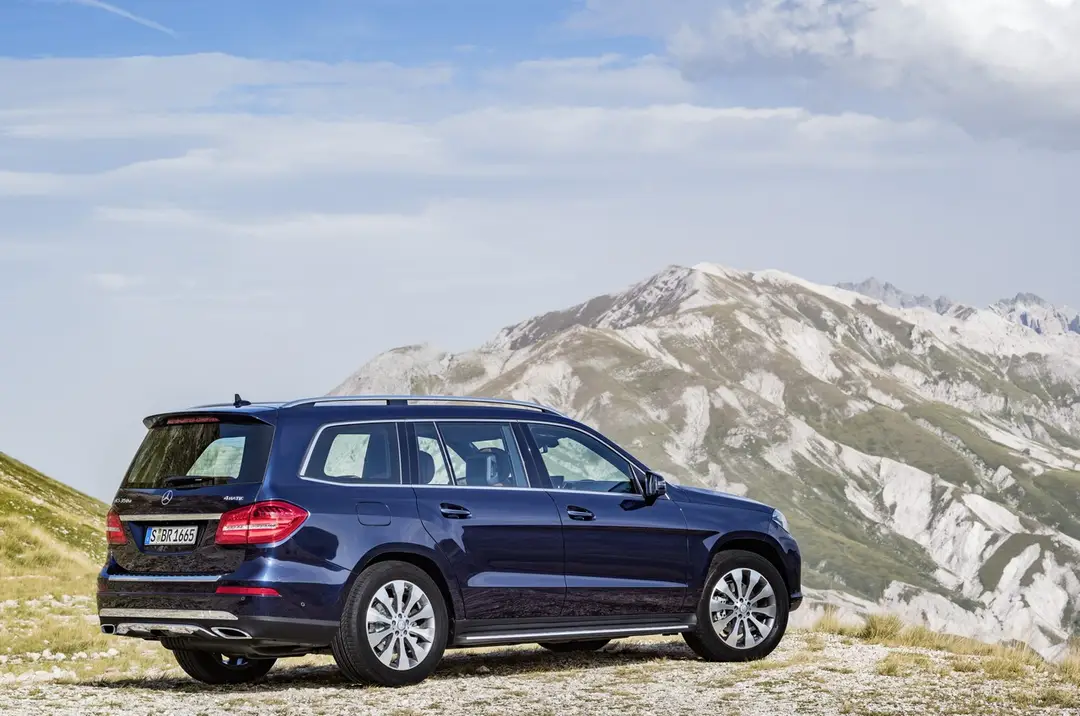 Mercedes GLS 02