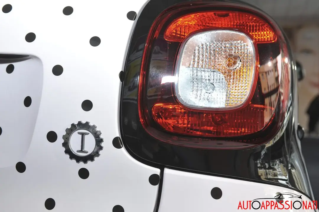 smart garage italia custom