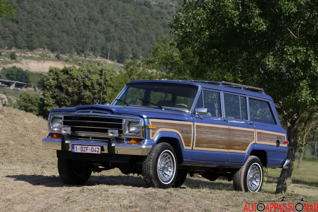 Kaiser Jeep Wagoneer 1969
