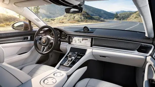 panamera int2