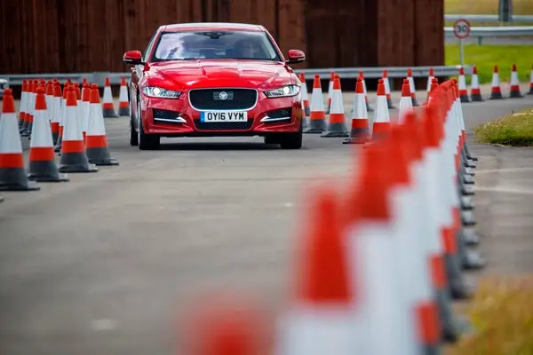 JLR Roadword Assist Image 130716 04