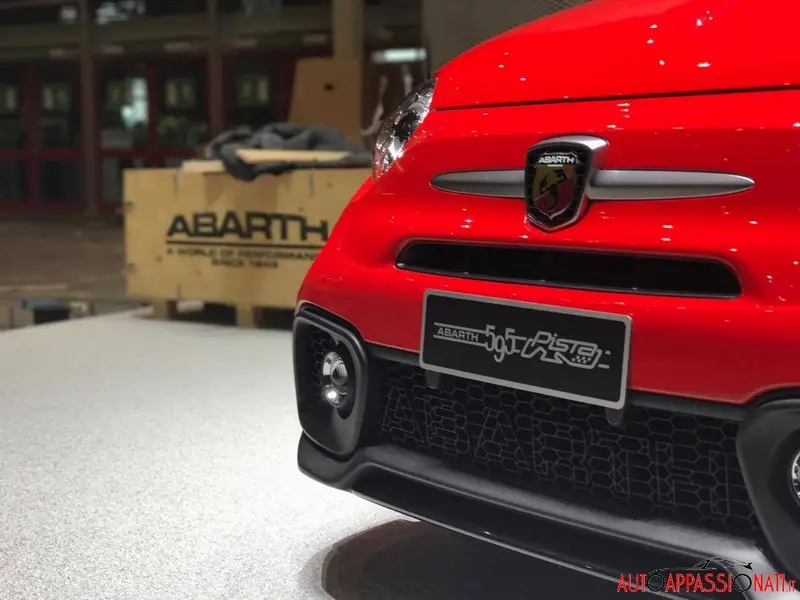 Abarth 595 Pista