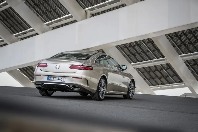 Mercedes-Benz Classe E Coupè