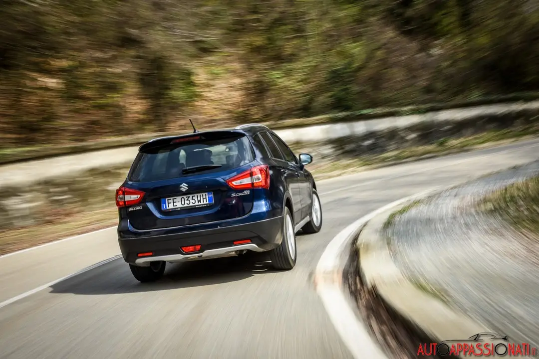 Suzuki S-Cross
