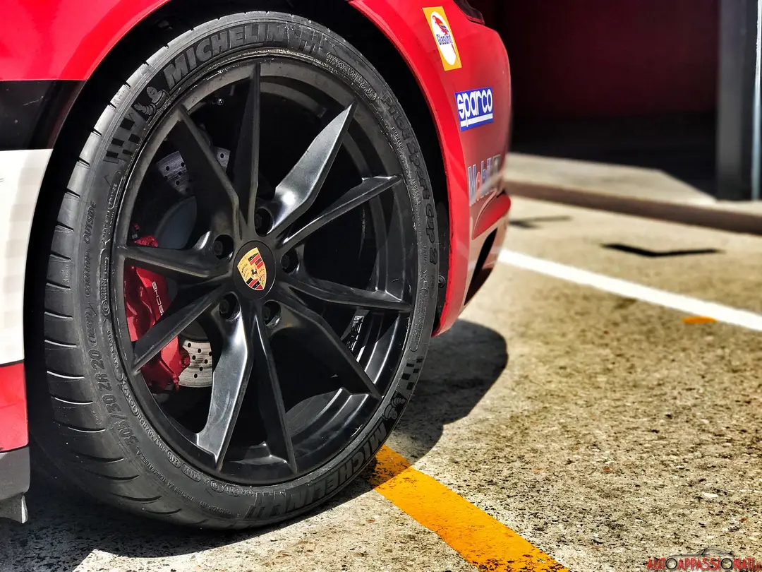 Michelin e Porsche